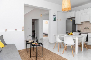 Manouk's Two Bedroom Apartment